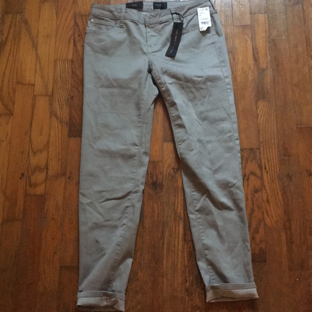 Grey stretchy jeans